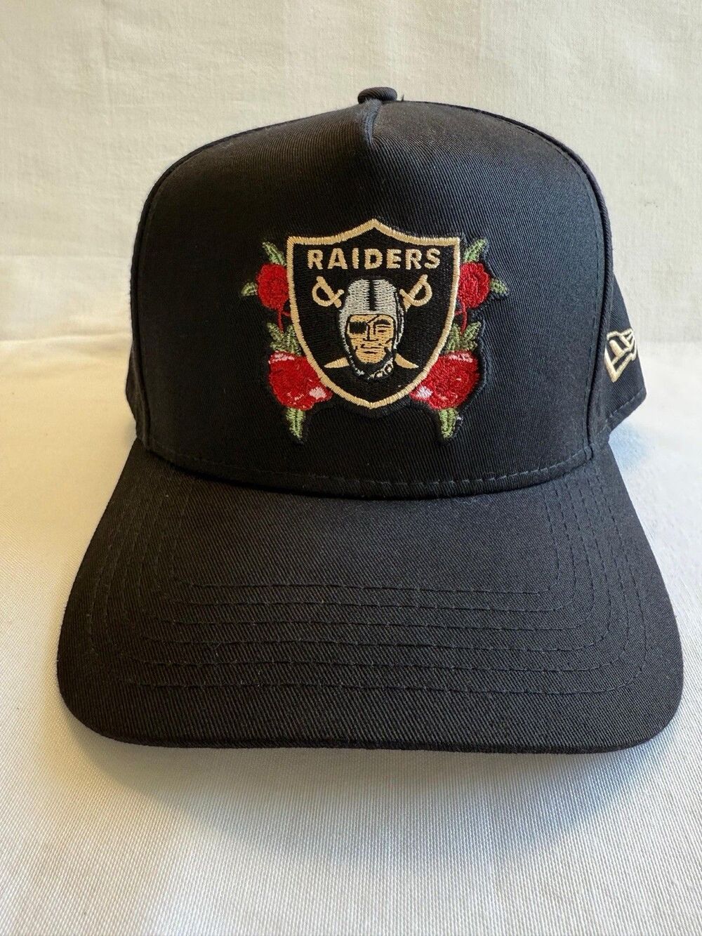 New Era 9FORTY Las Vegas Raiders Floral Logo Hat | One Size Fits Most | Black